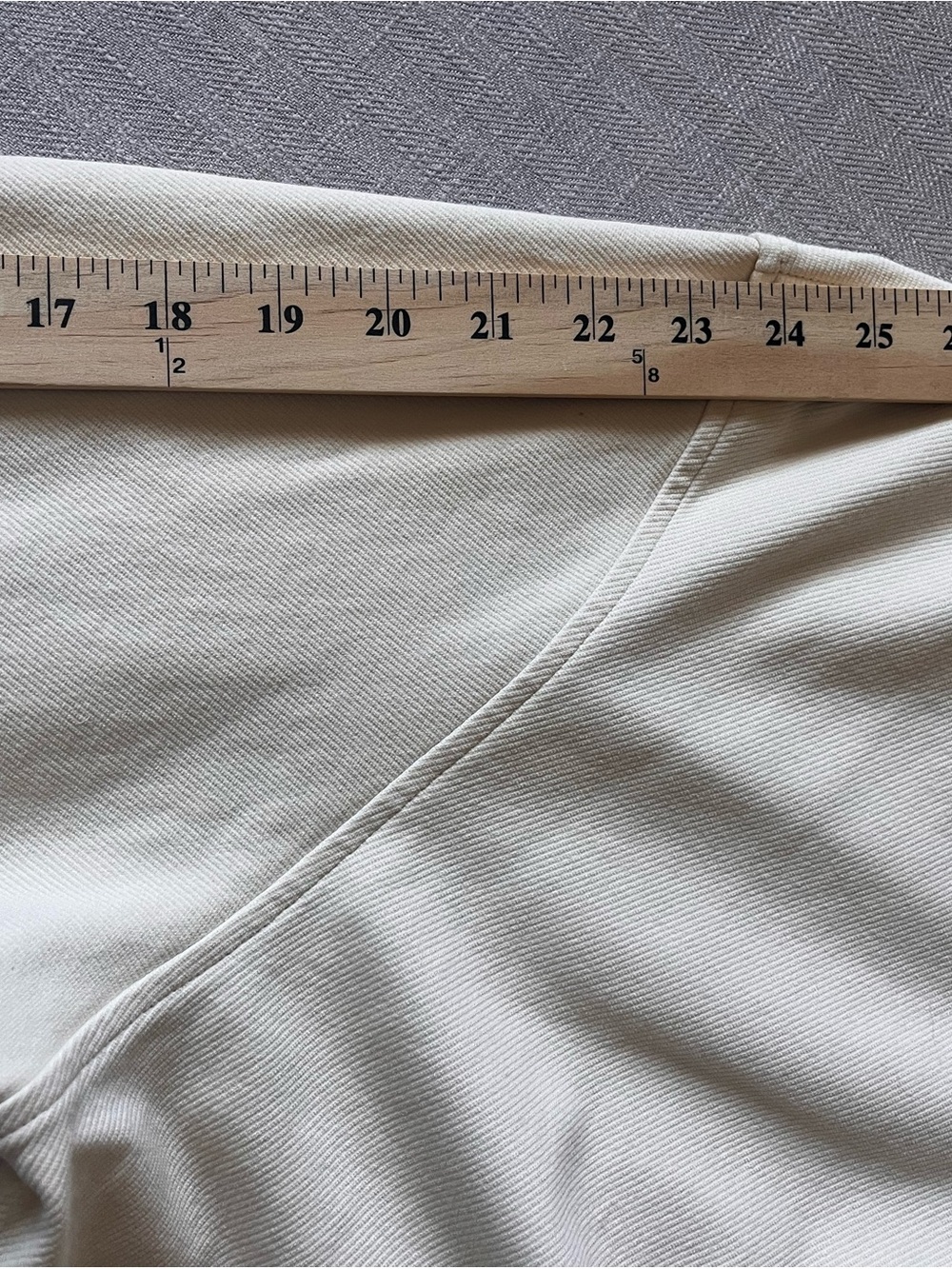 Uniqlo Women's Cream Button-Front Jersey Knit Relaxed Oversized Boxy Jacket - Picture 16 of 16